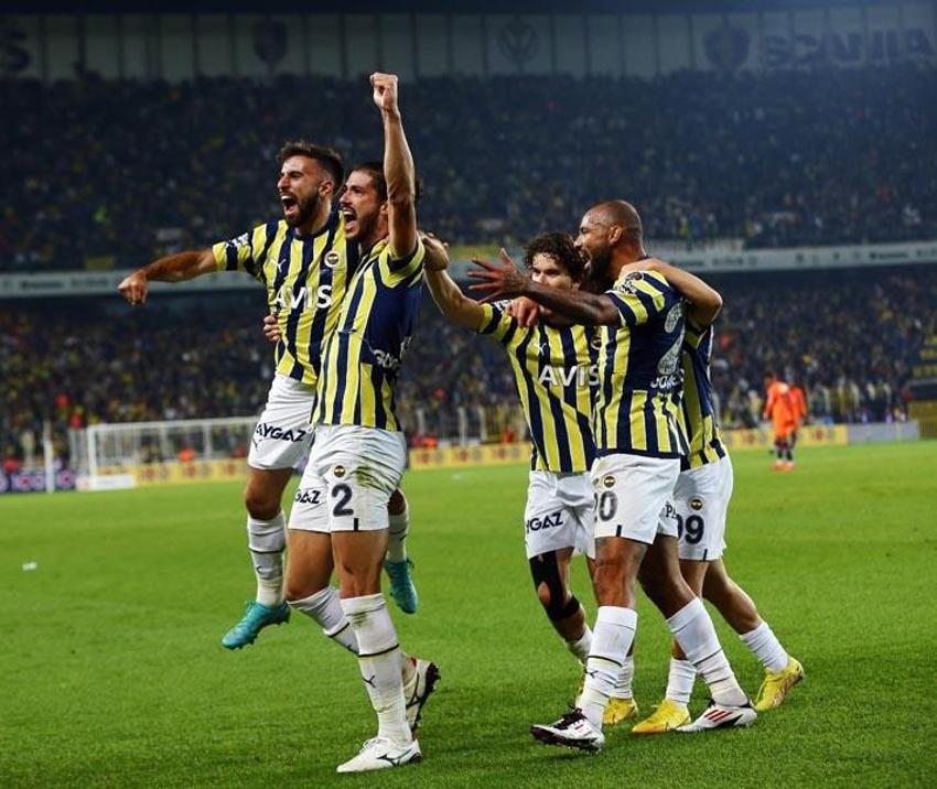 Fenerbahçe'nin en zayıf 3 halkasını açıkladı! 'Jesus oyuncuları ne zaman kullanacağını...'