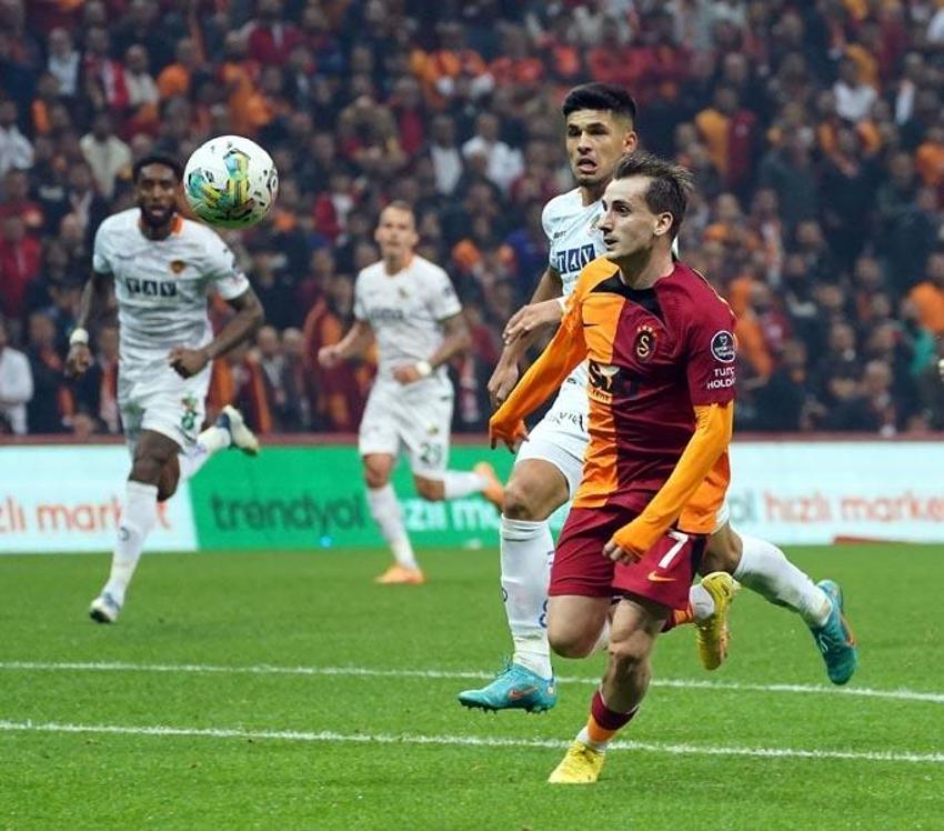 Geçen sezon Ali Koç hoparlörle yapmıştı! Erden Timur'dan şok karar...