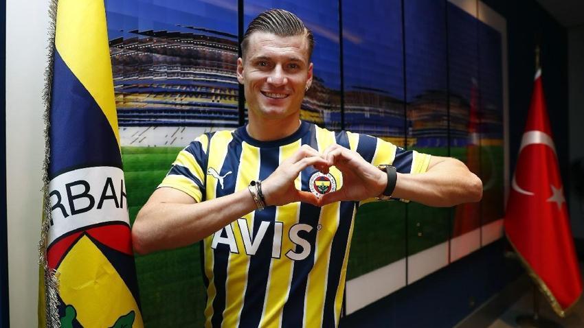 Fenerbahçe'den 13.transfer! Bielsa'nın prensi imzayı atıyor