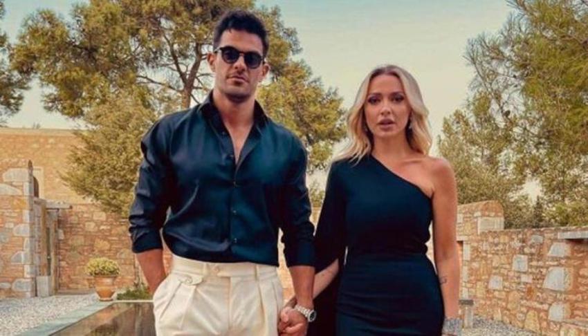 Hadise kulisten bornozlu pozunu paylaştı!