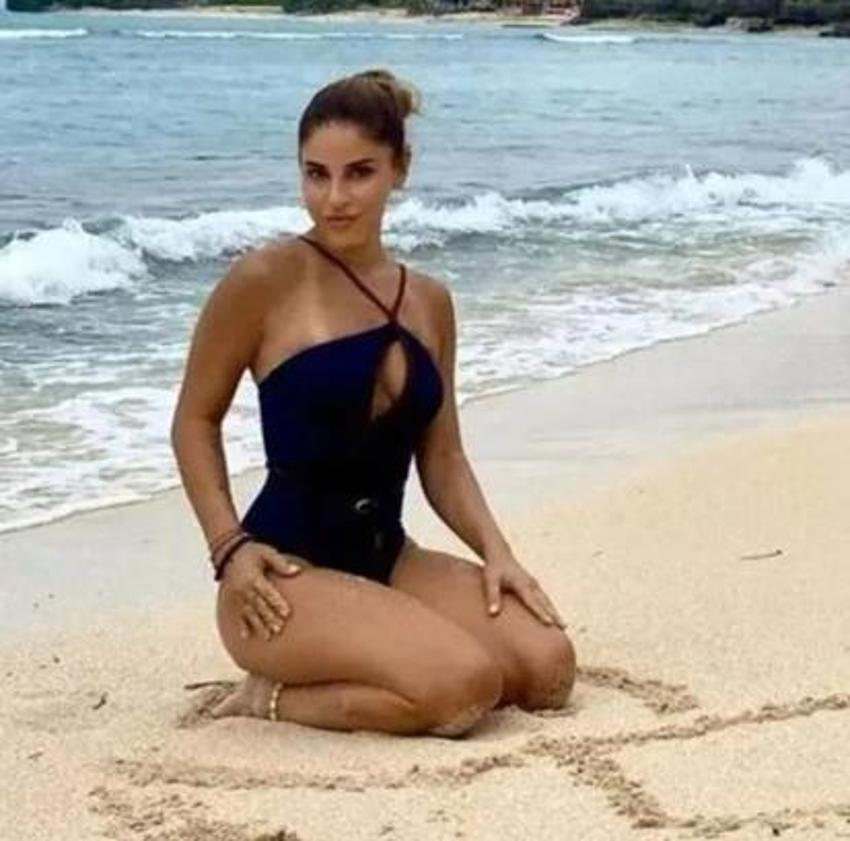 Irmak Ünal'dan bikinili paylaşım!