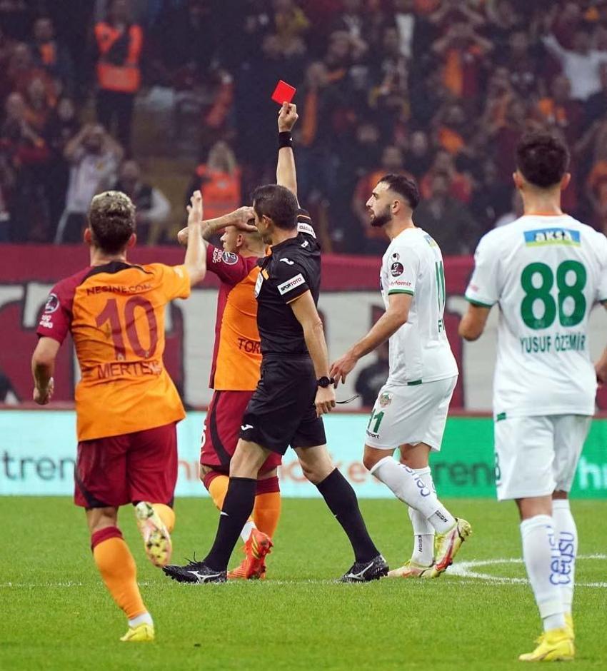 PFDK Galatasaray'da Abdülkerim Bardakcı, Erden Timur ve Okan Buruk'a verilen cezaları açıkladı!