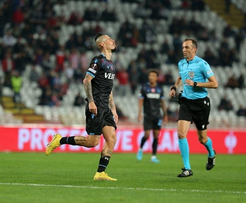 Kızılyıldız mağlubiyetinden sonra öfke patlaması: Yazık oluyor bu çocuğa hocam