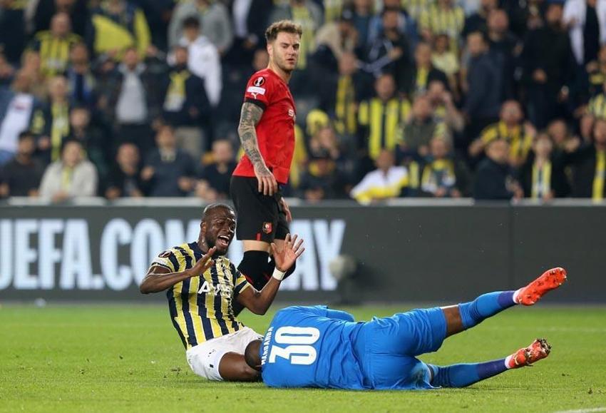 Devre arasında paramparça etti maç 3-0'dan 3-3'e geldi! İşte yaşanan o olay...