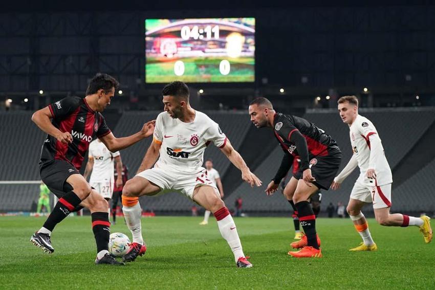 Galatasaray deplasmanda Fatih Karagümrük'ü iki golle geçti