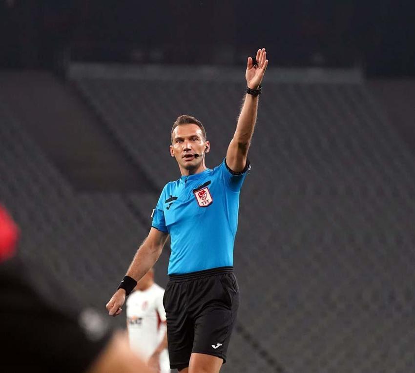 Galatasaray deplasmanda Fatih Karagümrük'ü iki golle geçti