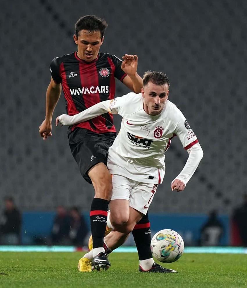 Galatasaray deplasmanda Fatih Karagümrük'ü iki golle geçti