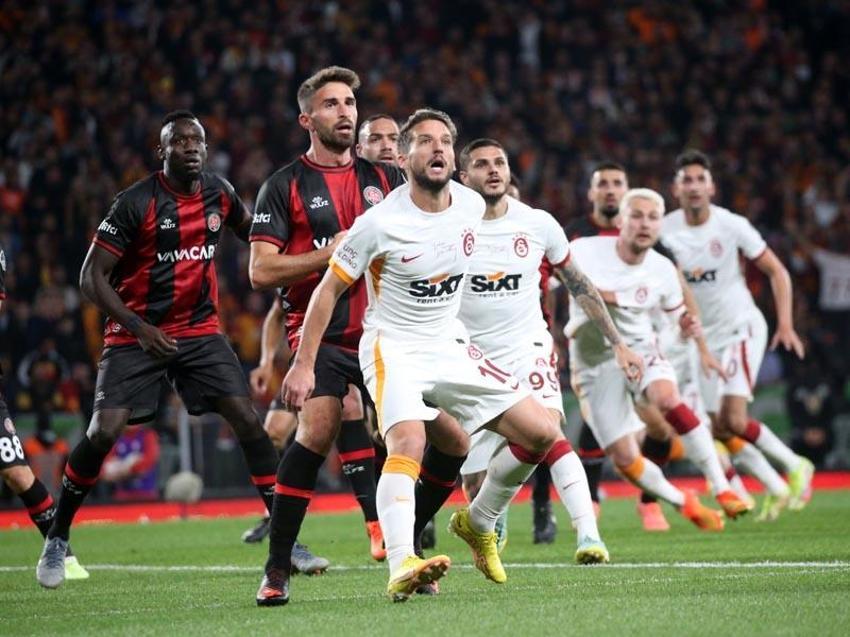 Okan Buruk'a 'Yeni Semih Kaya' Maçtan sonra şok eden sözler: G.Saray'ın topçusu değil