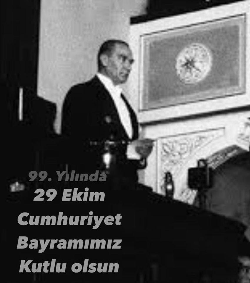 Ünlülerin 29 Ekim Cumhuriyet Bayramı paylaşımları