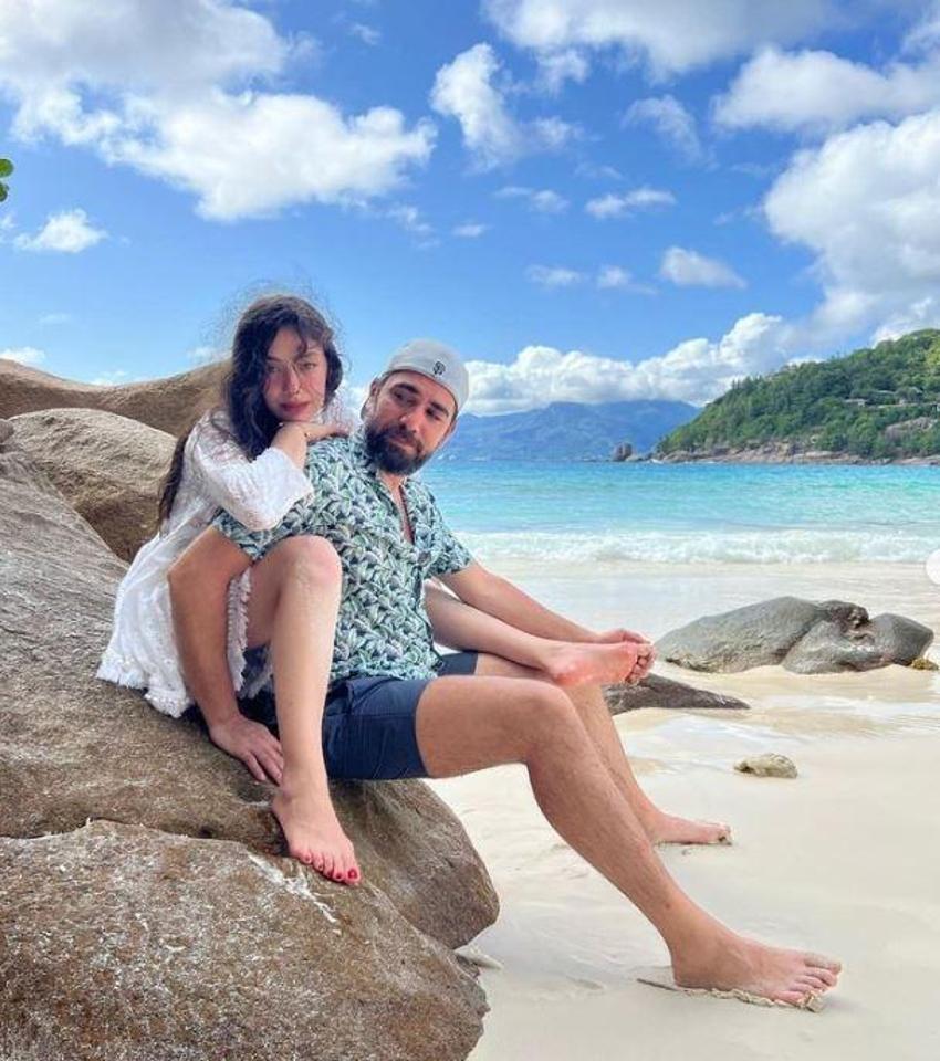 Kadir Doğulu'dan Neslihan Atagül'ün fotoğrafına yorum! 'Bu nedir? Ayıp'