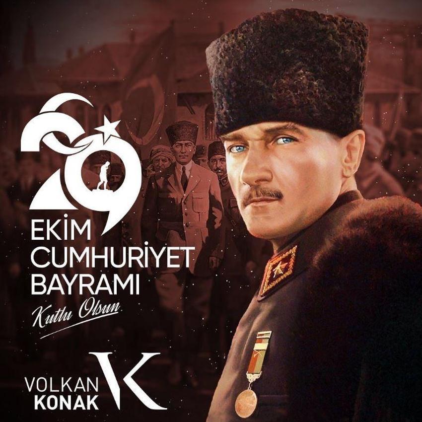 Ünlülerin 29 Ekim Cumhuriyet Bayramı paylaşımları