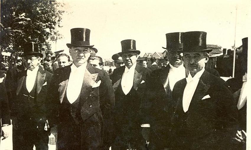 Cumhuriyet fikri nasıl doğdu? Atatürk’ün sırrı neydi? Cumhuriyet nasıl ilan edildi? 