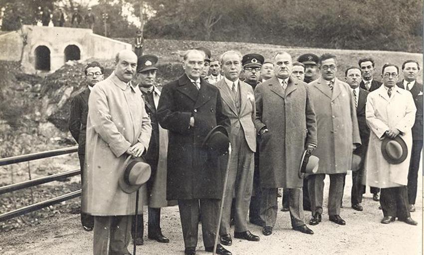 Cumhuriyet fikri nasıl doğdu? Atatürk’ün sırrı neydi? Cumhuriyet nasıl ilan edildi? 