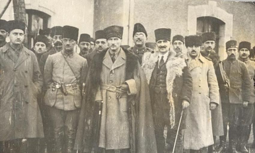 Cumhuriyet fikri nasıl doğdu? Atatürk’ün sırrı neydi? Cumhuriyet nasıl ilan edildi? 