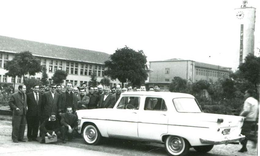 Devrim arabasının hikayesi ne? Devrim ne zaman üretildi? Devrim mühendisleri kimler? İşte yarım asırlık hayal Devrim otomobili…