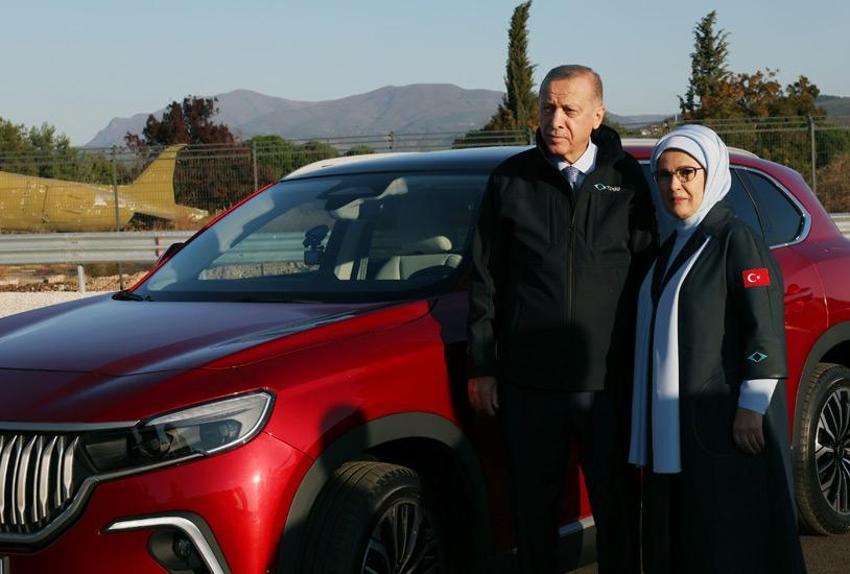 Togg banttan indi! Cumhurbaşkanı Erdoğan'dan ilk mesaj: Tekerine taş değmesin