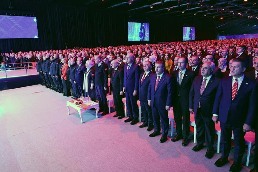 Togg banttan indi! Cumhurbaşkanı Erdoğan'dan ilk mesaj: Tekerine taş değmesin