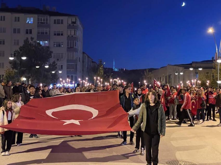 Cumhuriyet'in 99'uncu yılı tüm Türkiye'de coşkuyla kutlandı
