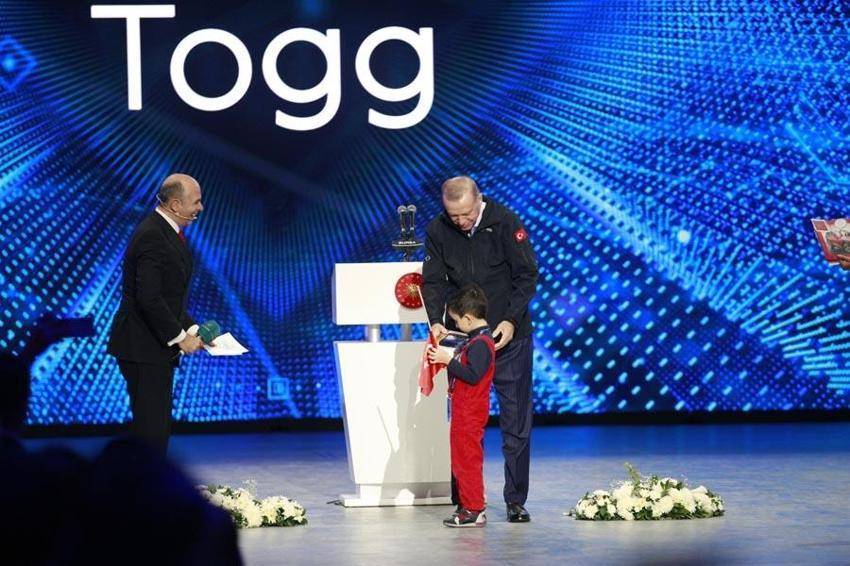 Togg ile birlikte 60 yıllık rüya gerçek oldu! İlk ön satış için tarih verildi, fiyatı ile ilgili son dakika açıklaması geldi
