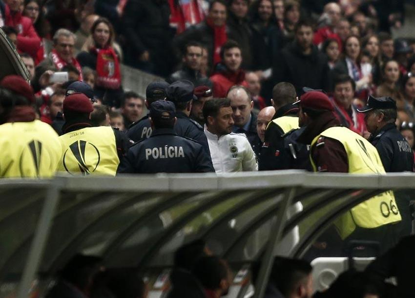 5 yıl önce Fenerbahçe'yi doğramıştı! Dinamo Kiev maçına skandal hakem
