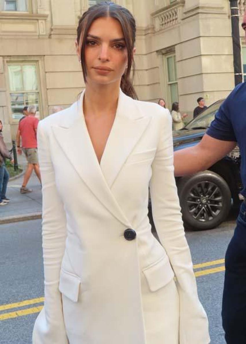 Emily Ratajkowski fit halinin sırrını açıkladı!