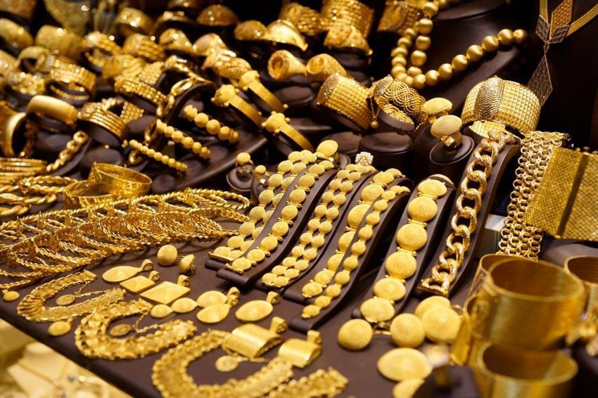 Altın fiyatları bir anda fırladı! Fed'in faiz kararı sonrası piyasalardan ilk tepki