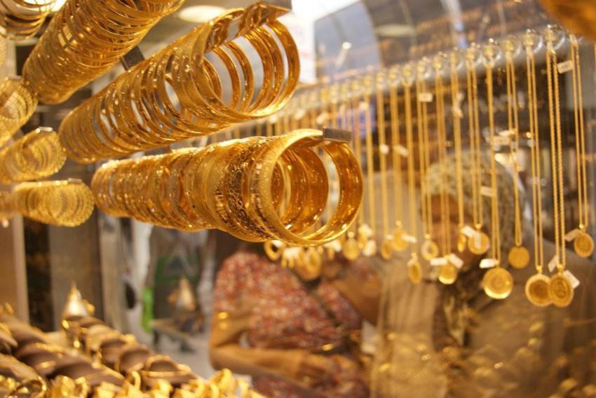 Altın fiyatları bir anda fırladı! Fed'in faiz kararı sonrası piyasalardan ilk tepki