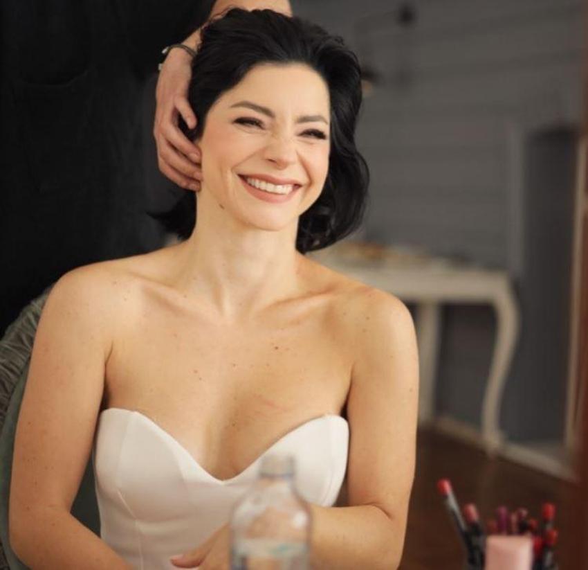 Merve Boluğur'dan takipçisinin sorusuna yanıt: 'Herkes aynı ve çok yapay!'