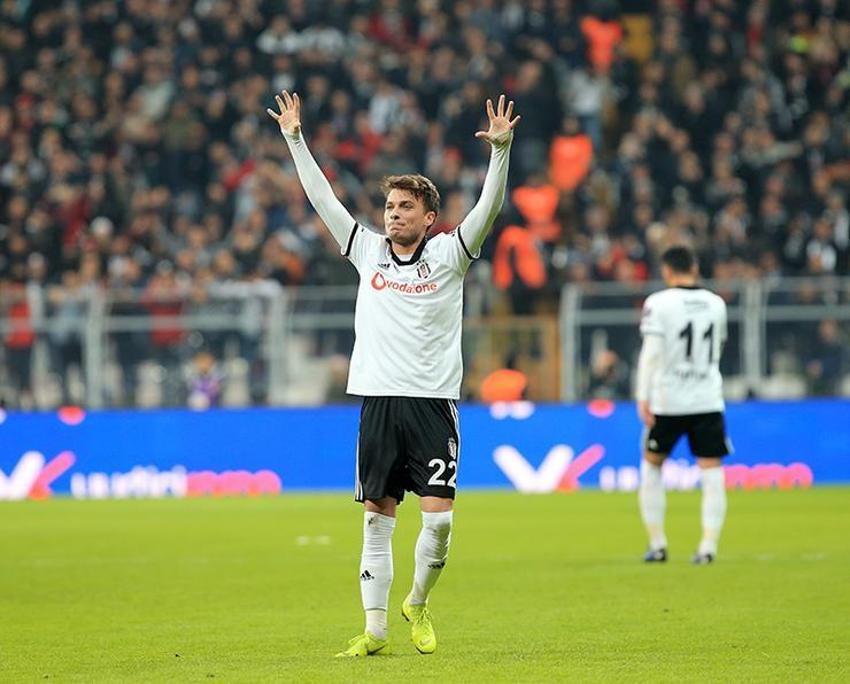 Galatasaray - Beşiktaş derbilerine damga vuran golcüler! 