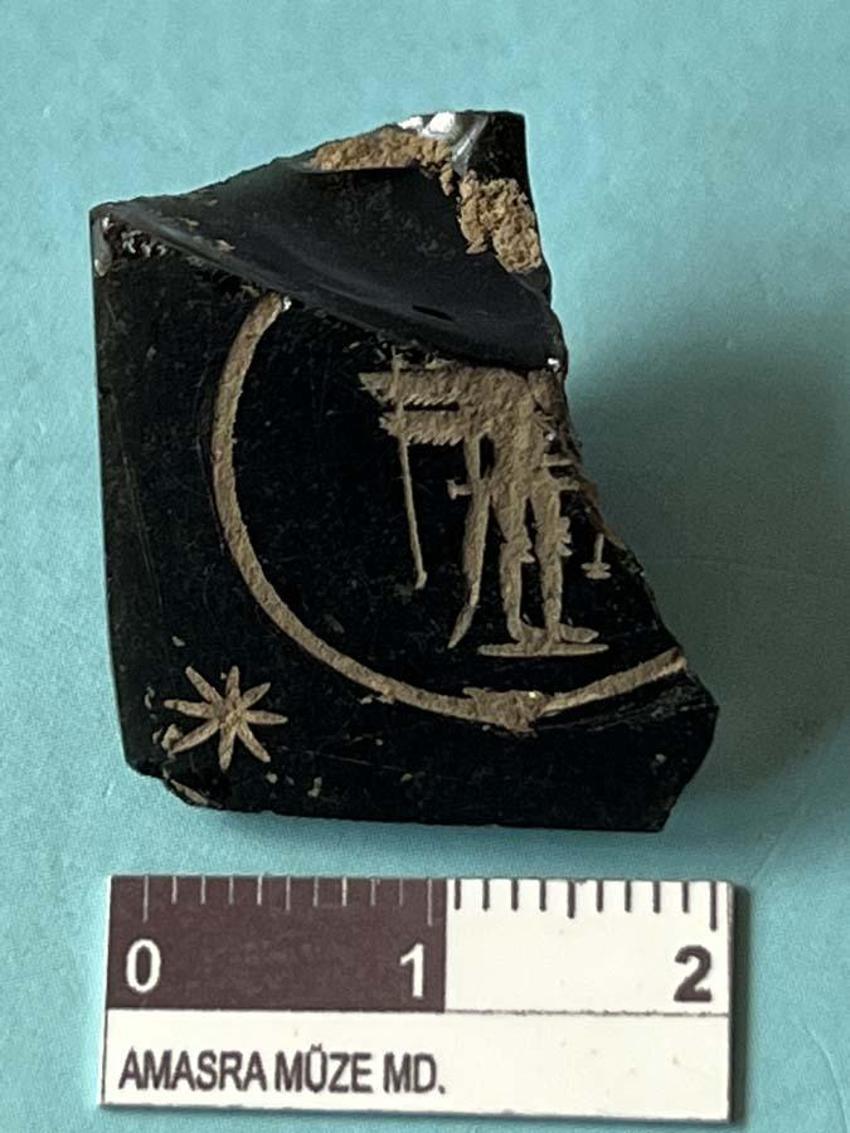 Bartın'da Roma dönemi yapının kalıntısında 'tılsımlı amulet' bulundu