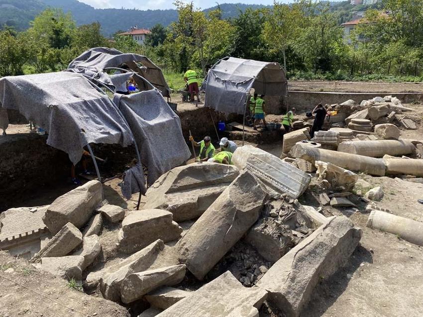 Bartın'da Roma dönemi yapının kalıntısında 'tılsımlı amulet' bulundu