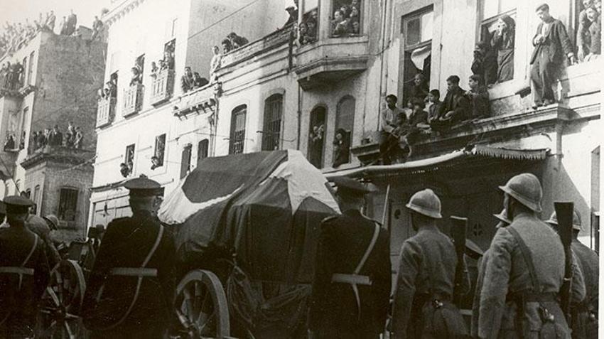 Atatürk'ün son yolculuğuna ait fotoğraflar! Atatürk’ün cenaze töreni nasıl yapıldı? 