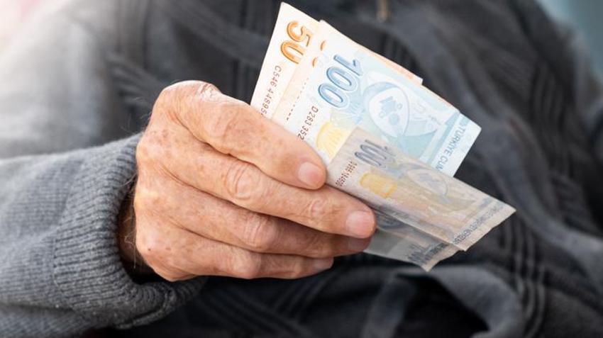 Emekli olmak isteyen herkesi kapsıyor! Emeklilikte bilinmeyen 7 yıl kuralı detayı