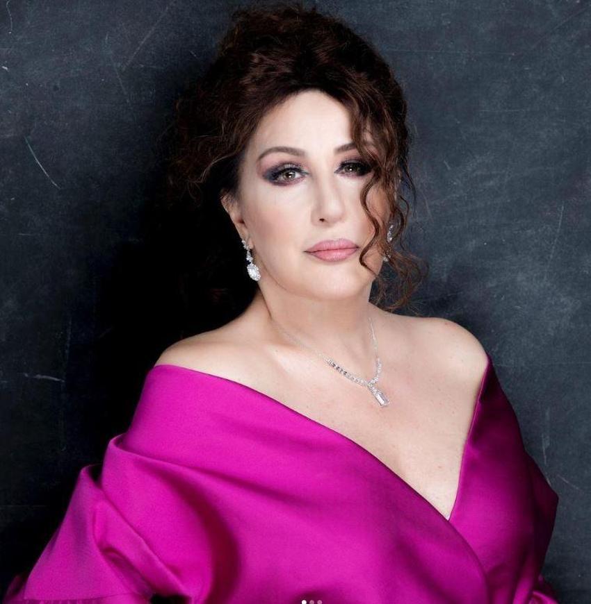 Nükhet Duru'nun 'tayt' açıklamasına, Hande Subaşı'ndan 'kimse karışamaz' cevabı!