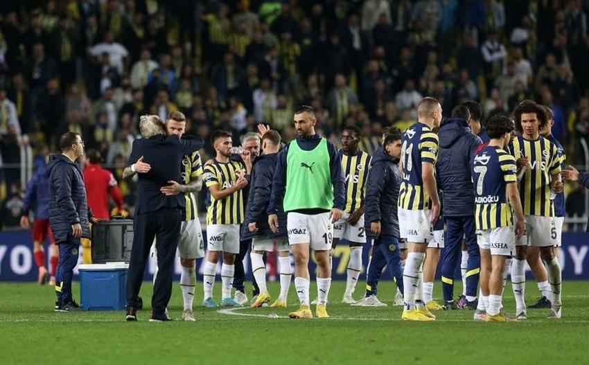 Ali Koç ve Jorge Jesus'a karşı isyan! 'Bırakın beni gideyim'
