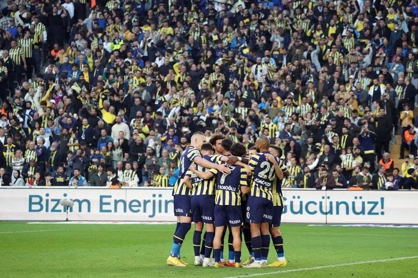 Fenerbahçe'ye Kadıköy'de ağır darbe! 3 ay aradan sonra...