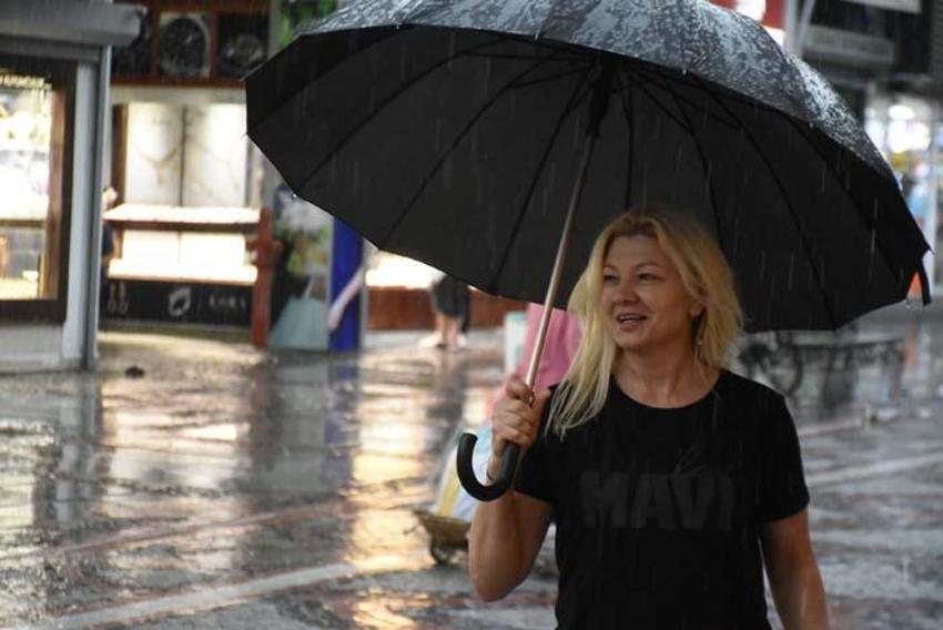 Şiddetli kar yağışı alarmı! Meteoroloji il il son dakika duyurdu, saat vererek uyardı