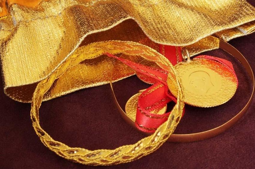 Altın fiyatlarında son durum! Uzman isim uyardı: Daha yeni başladı