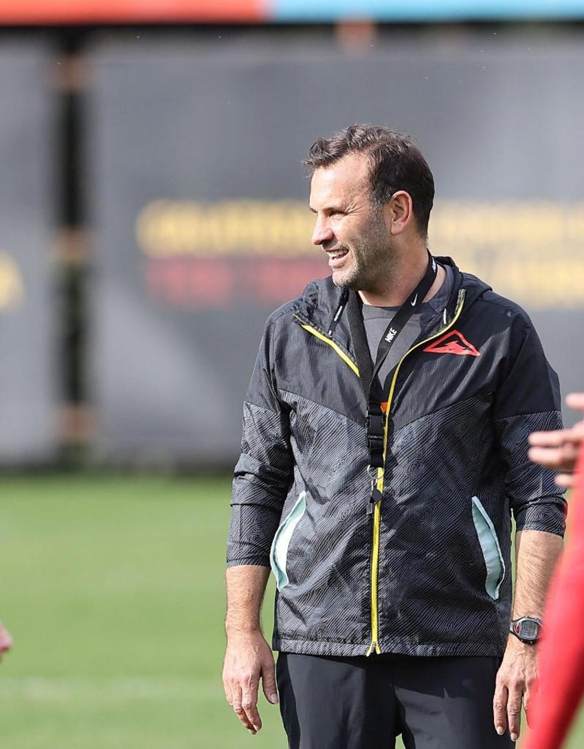 Galatasaray'da her şey yolunda, yıldız isimler büyük dikkat çekti! Usta isimden ise sert eleştiri: Takım eksik oynadı