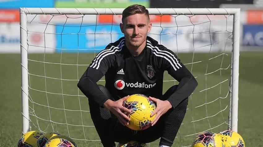 Beşiktaş'ta bomba ayrılık, sözleşmesini feshedip gitti! FIFA tehlikesi
