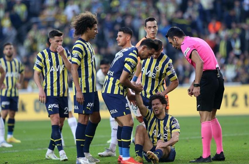 Birini kendi getirdi diğer ikisini Vitor Pereira keşfetti! Napoli'den 3 bomba birden