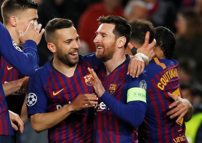 Kazımcan Karataş ve Emre Taşdemir cephesinde deprem! Yeni sol bek Barcelona'dan geliyor