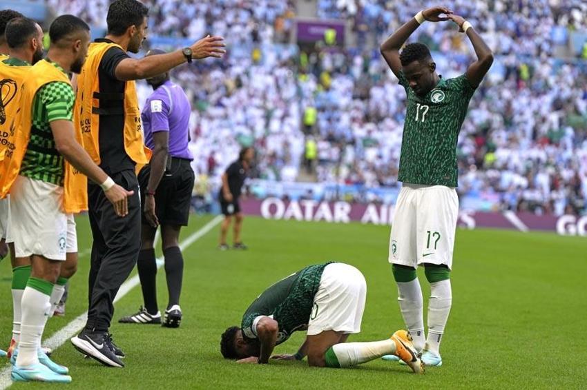 Suudi Arabistan Arjantin'i 'Jorge Jesus' taktiğiyle devirdi Messi ve arkadaşları şok geçirdi