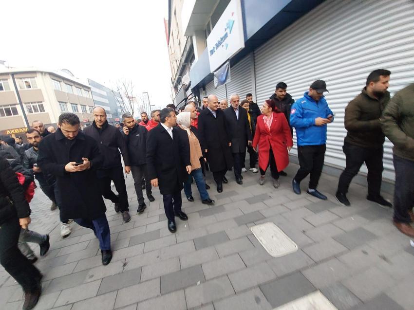 Deprem sonrası bölgeden yeni görüntüler geldi