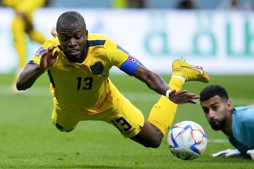 Ali Koç iki forvete 9 milyon euro harcadı hiçbiri Enner Valencia kadar olamadı