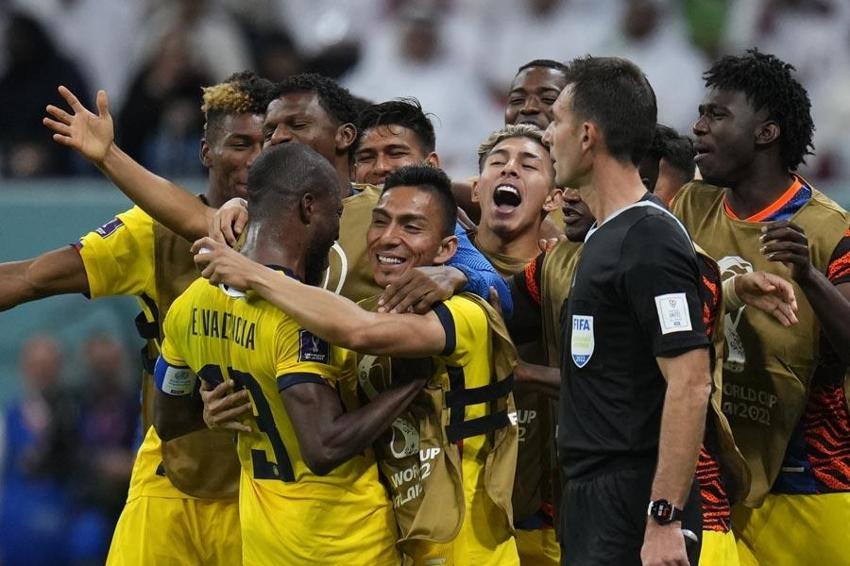 Ali Koç iki forvete 9 milyon euro harcadı hiçbiri Enner Valencia kadar olamadı