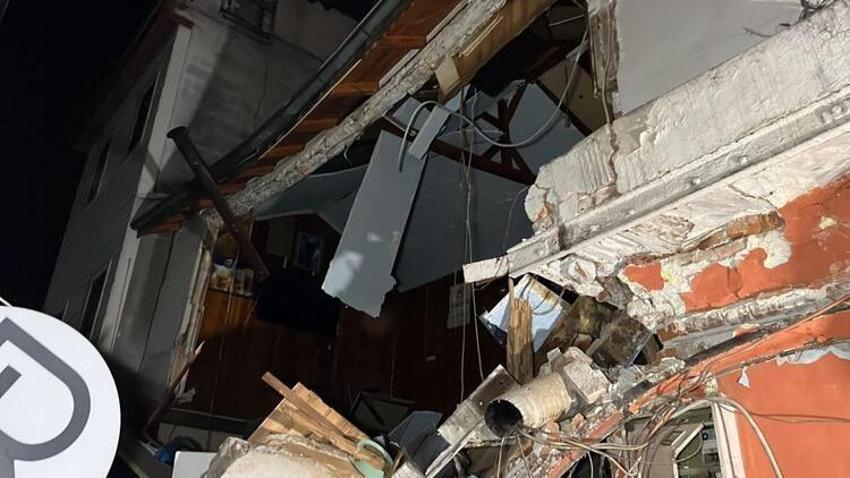 Deprem sonrası yıkım gün aydınınca ortaya çıktı! 'Kıyamet kopuyor sandım'