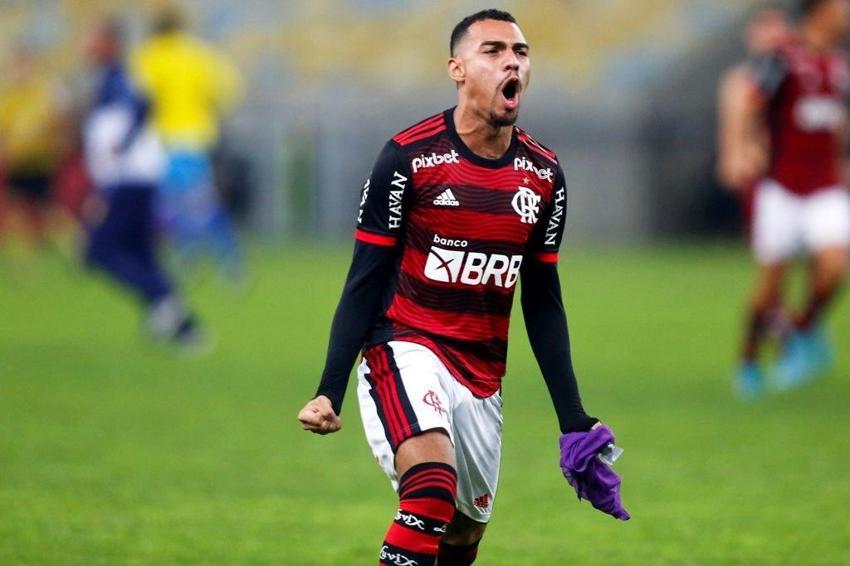 Jorge Jesus yeni Dani Alves'i yakaladı yine gitti Flamengo'nun kapısını çaldı