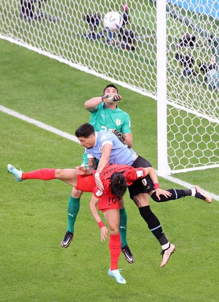 Uruguay - Güney Kore karşı karşıya geldi!