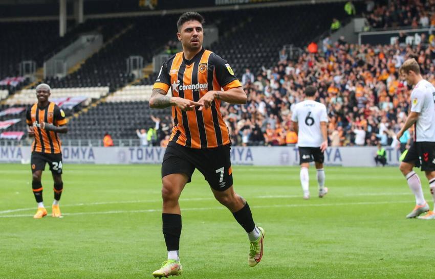 Ozan Tufan hakkında karar verildi! Hull City teknik direktöründen dikkat çeken açıklamalar